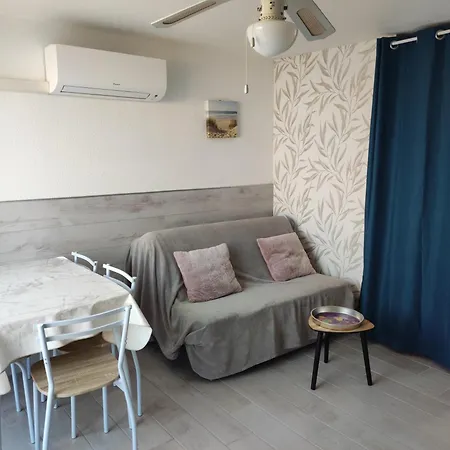 Appartement T2 Avec Piscine, Proche De La Et Du Port Gruissan